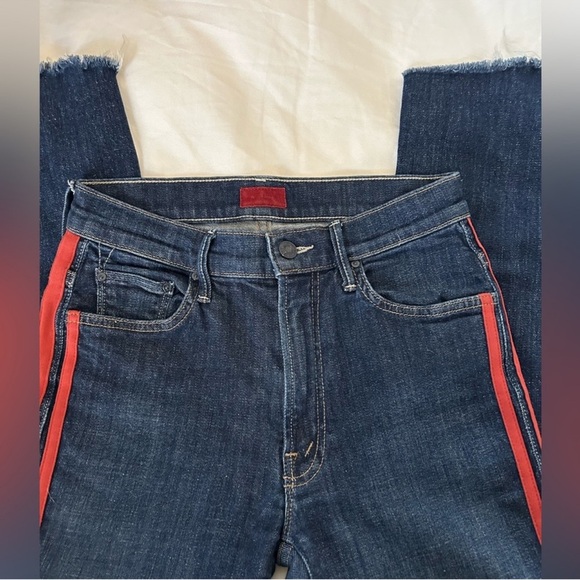 EUC Mother Women's Jeans with Red Stripe. Size 24 “the looker ankle fray” style - Picture 6 of 16
